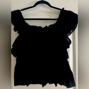 Banana Republic off the shoulder- Flattering top
